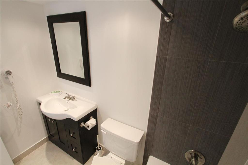 Castle 1118 Studio Bayview Direct Beach Access, Tennis, Pool, Restaurants, Free Parking ميامي بيتش المظهر الخارجي الصورة