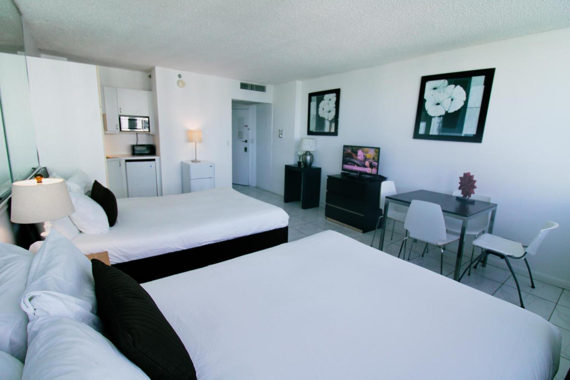 Castle 1118 Studio Bayview Direct Beach Access, Tennis, Pool, Restaurants, Free Parking ميامي بيتش المظهر الخارجي الصورة